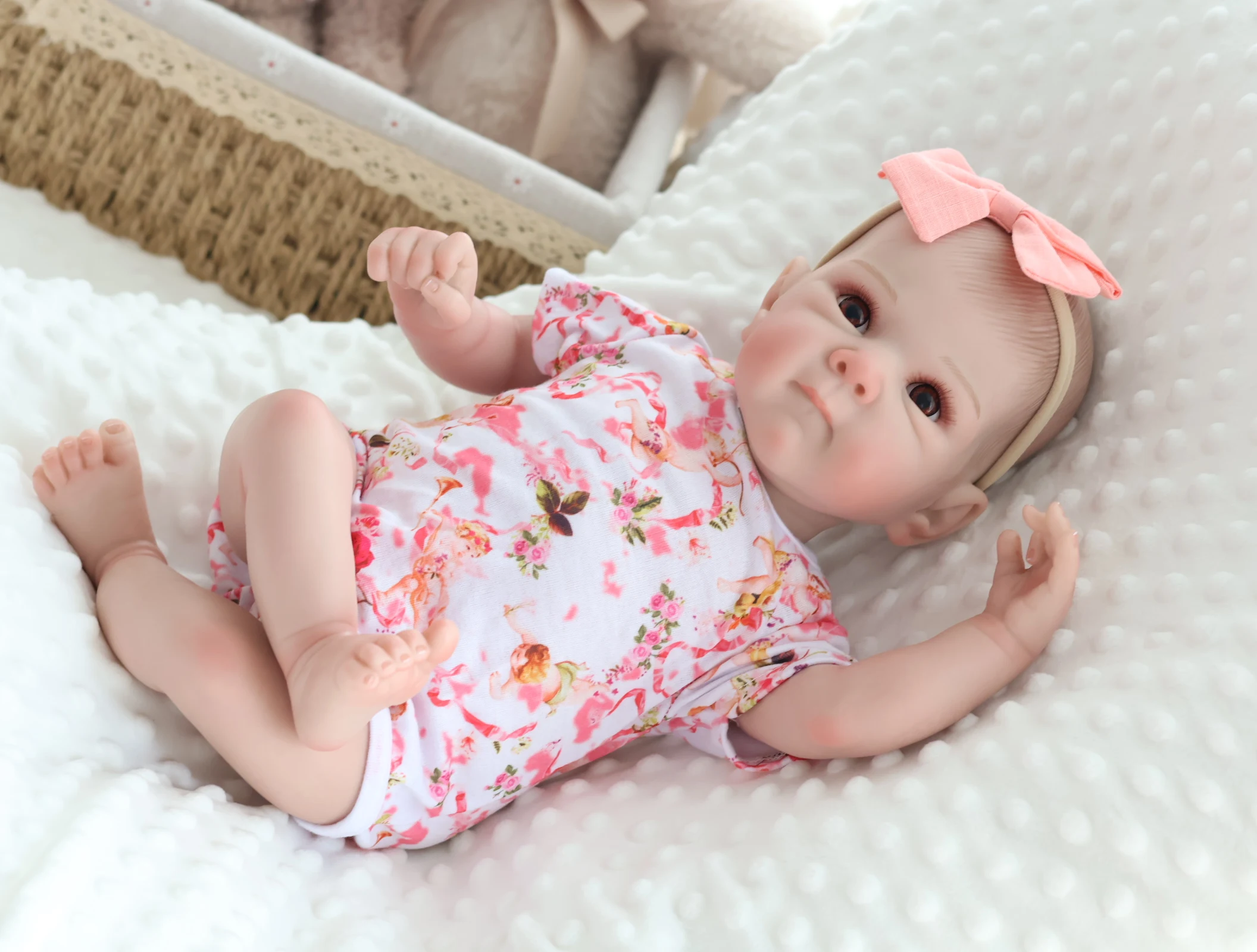 46CM Reborn Doll Bettie with Painted Hair, Handmade, Realistic full-body Soft Vinyl Limbs, Cloth Body, Perfect Birthday Gift