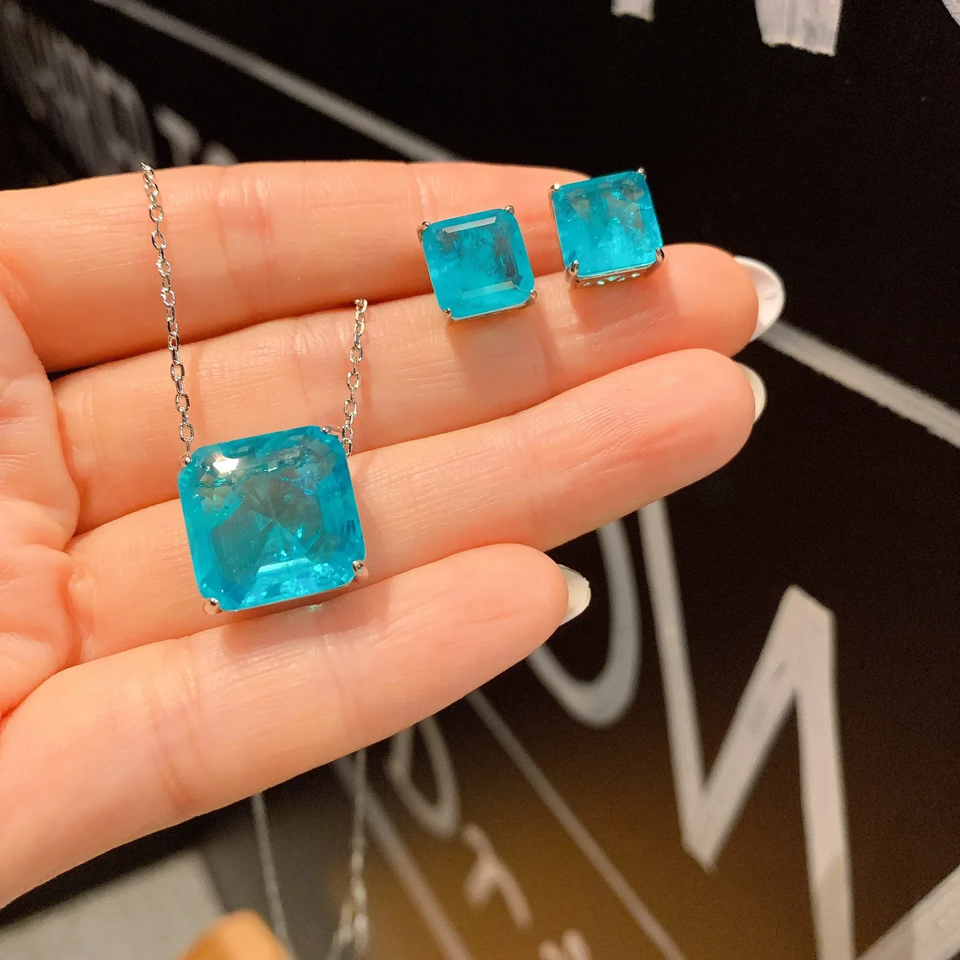 2025 Charms Paraiba Crystal Jewelry Sets For Women Wedding Party High Quality Earring Pendant Necklace Gift