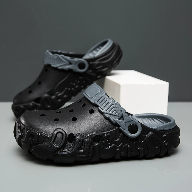 

Men Hollow Out Clogs Summer Breathable Lightweight Non Slip Casual Outdoor Beach Indoor Daily Slippers