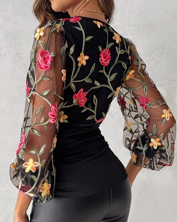 

Elegant Women's Long Sleeve Blouse V-Neck T-Shirt Spring/Summer Floral Embroidery Thin Mesh Patchwork Fashion Top for Ladies