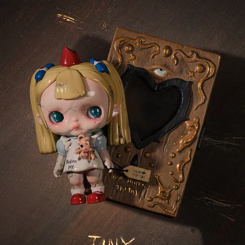 Фигурка POP MART TINYTINY-PROLOGUE - уникальный collectible — изображение продукта