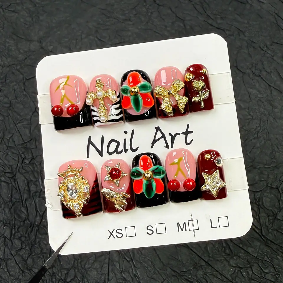 10 Piezas Uñas Postizas Francesas Cortas y Cuadradas Hechas a Mano, Uñas de Otoño con Decoraciones Metálicas 3D de Flores, Uñas Falsas 2