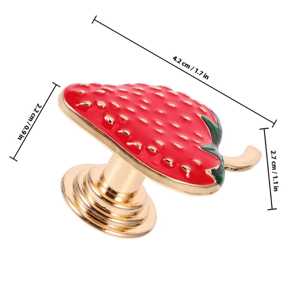 มือจับตู้รูปสตรอว์เบอร์รี่ 2 ชิ้น ทำจากโลหะผสมสังกะสี ลูกบิดตกแต่งน่ารักสำหรับลิ้นชักครัว เฟอร์นิเจอร์ มือจับตู้ขนาดเล็ก