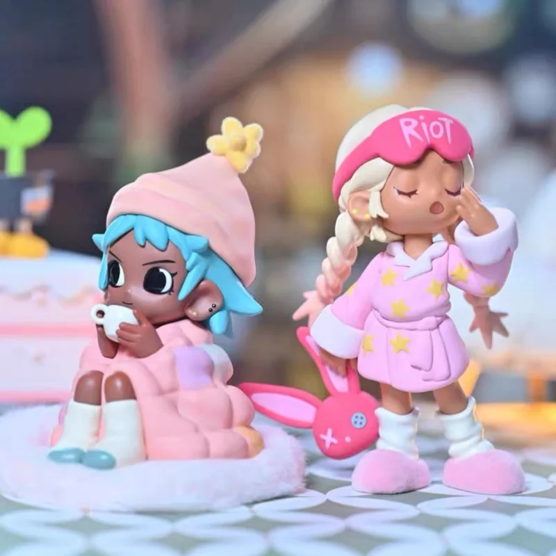 

Подлинная серия Pop Mart Lil Peach Riot Sleepover, слепая коробка, аниме-фигурка, загадочная коробка, декор для кукол, подарок-сюрприз для девочек, игрушки Guess