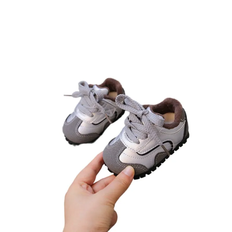 

Новые зимние бархатные детские прогулочные туфли на мягкой подошве, нескользящая спортивная обувь, мужская и женская детская хлопковая обувь, теплая повседневная обувь для доски