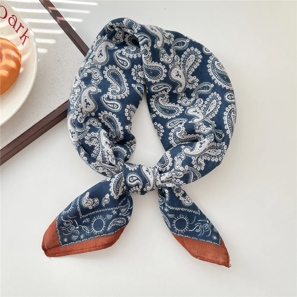 Soft Vintage Velvet Paisley Square Scarf for Women Retro Neckerchief Headband Hair Tie Daily Fashion Accessory Classic Versatile