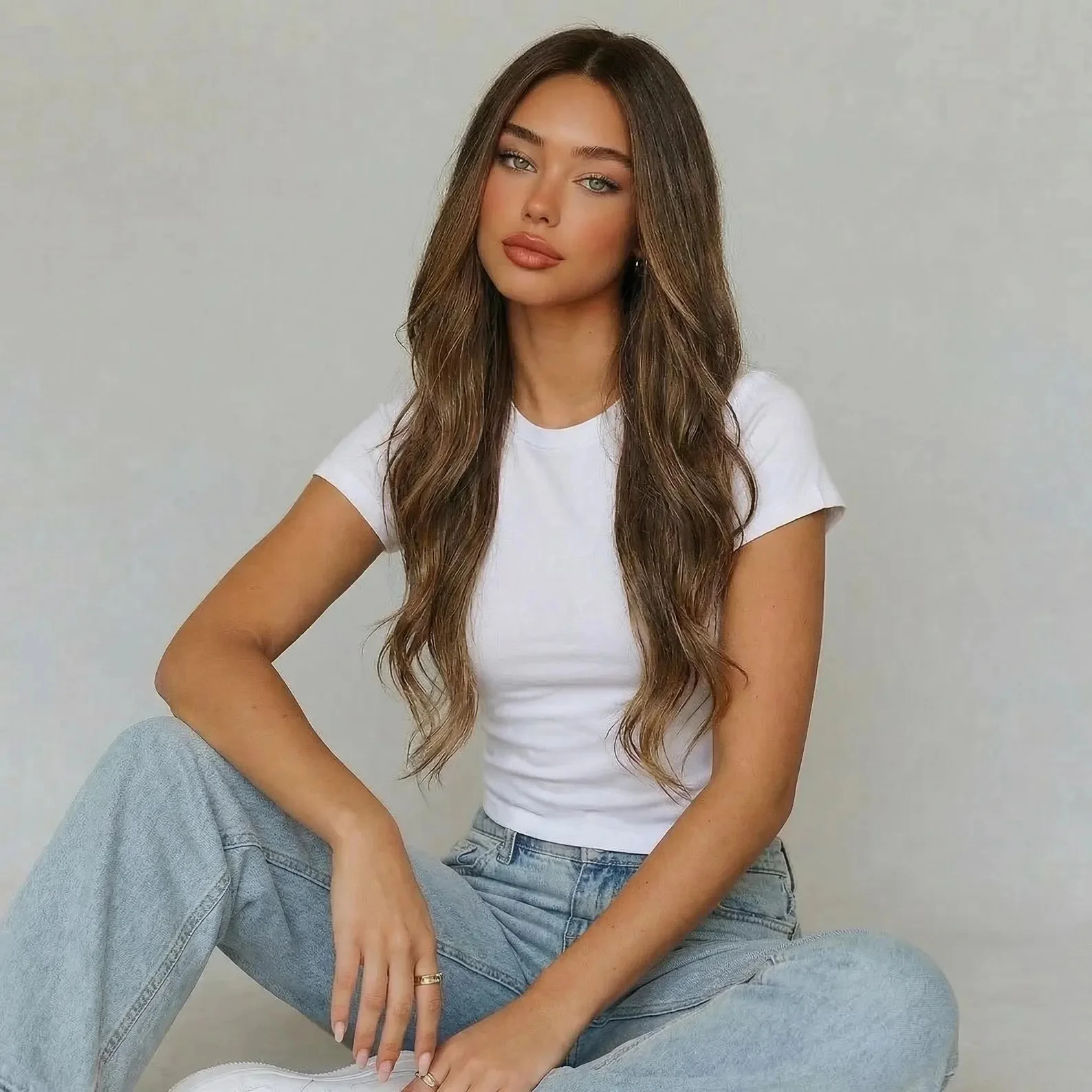 

Synthetic Honey Brown highlights Long Wavy Wigs For Women Lace FronT Wig High Density Synthetic Heat Resistant Wig for Daily Pa