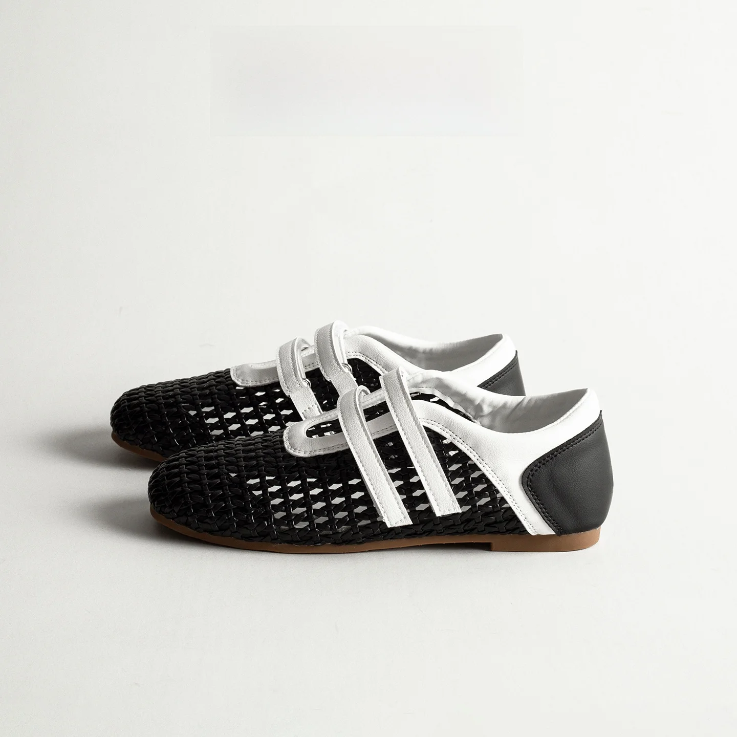 

Retro Woven Mary Jane Sports Ballet Flat Shoes Women's Summer Versatile Magic Tape Breathable Lightweight Casual Ballet Train...