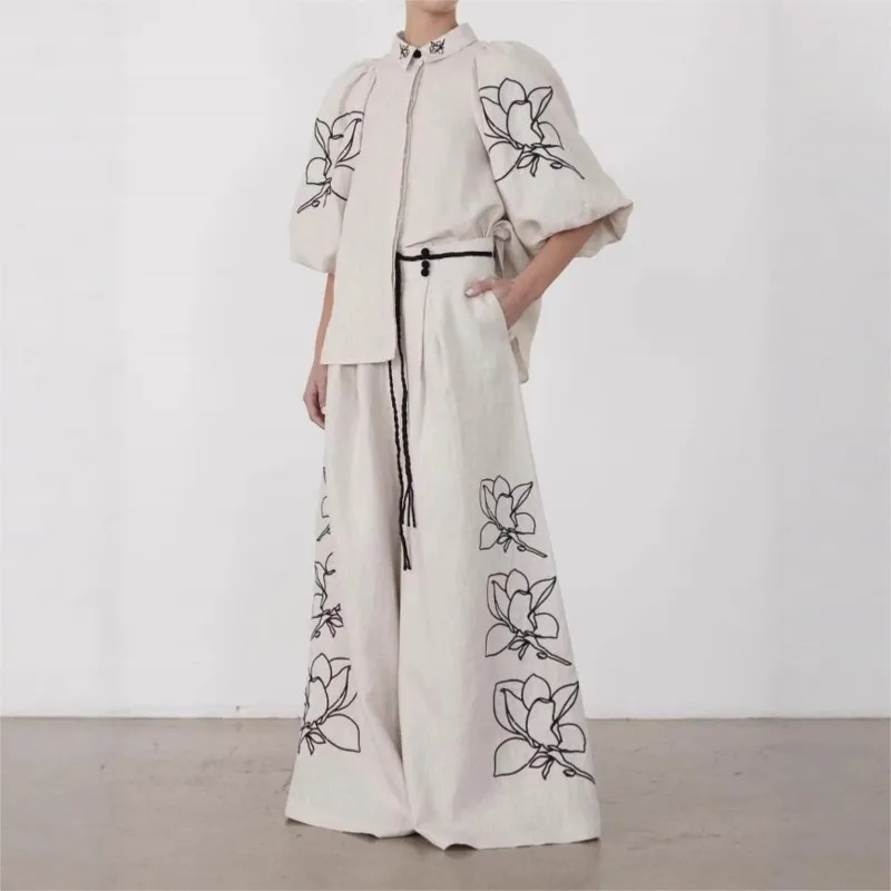 

2025 модный женский льняной костюм в уличном стиле, модная рубашка с цветочной вышивкой + повседневные свободные широкие брюки, комплект из двух предметов