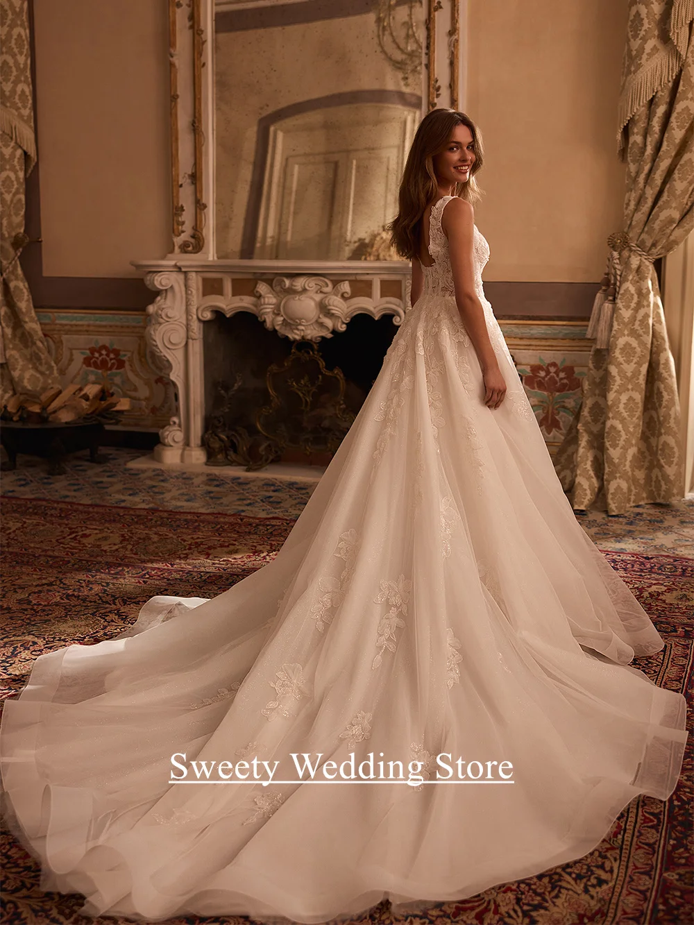 Gorgeous Wedding Dress Customized Sleeveless Square Neck Sequined Applique Court Train A Line Woman Bridal Gown Bride