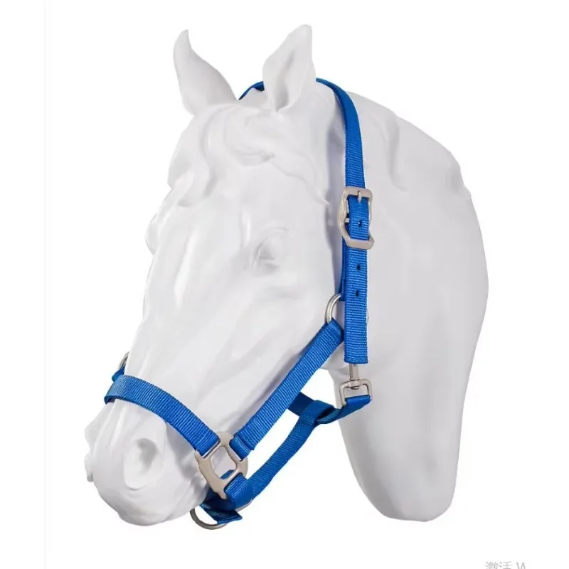 licol-pour-cheval-en-sangle-durable-style-simple-ajustable-confort-optimal-pour-la-manipulation-quotidienne-le-toilettage-et-les-seances-d'entrainement