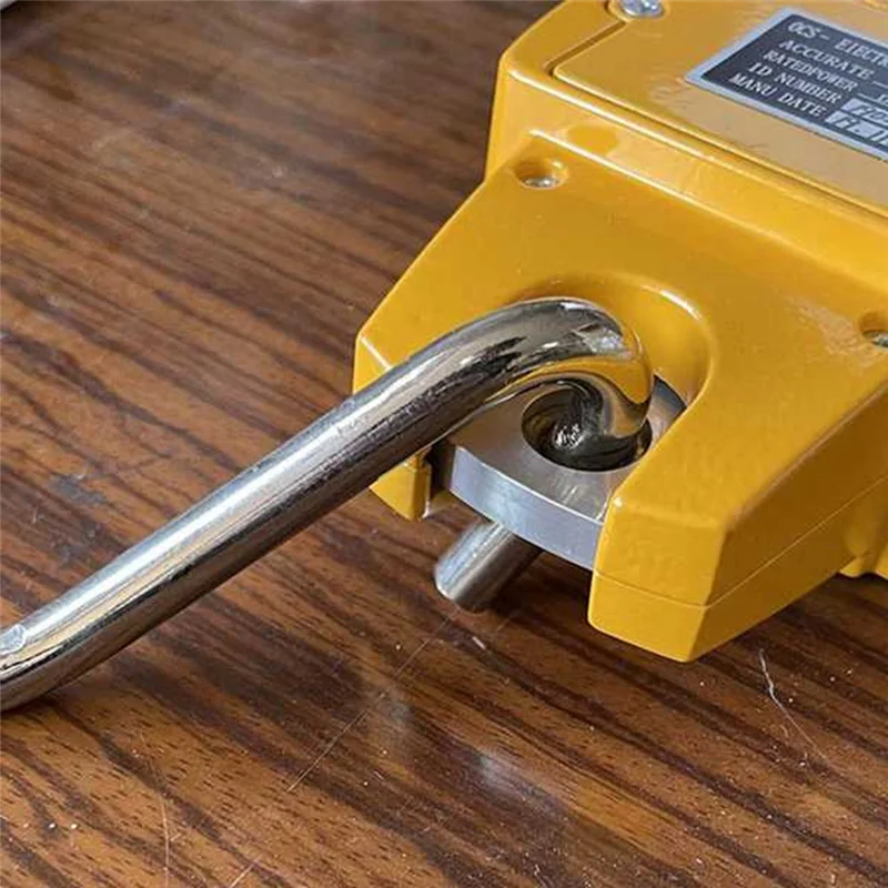 a29z-handheld-300kg-crane-scale-industrial-crane-scale-with-cast-aluminum-case-with-hooks-for-farm-hunting-fishing-outdoor