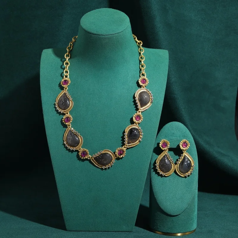 parure-de-bijoux-vintage-avec-pendentif-goutte-d'eau-noir-emaille-collier-et-boucles-d'oreilles-fleur-couleur-or-cadeau-tendance-exquis-de-haute-qualite