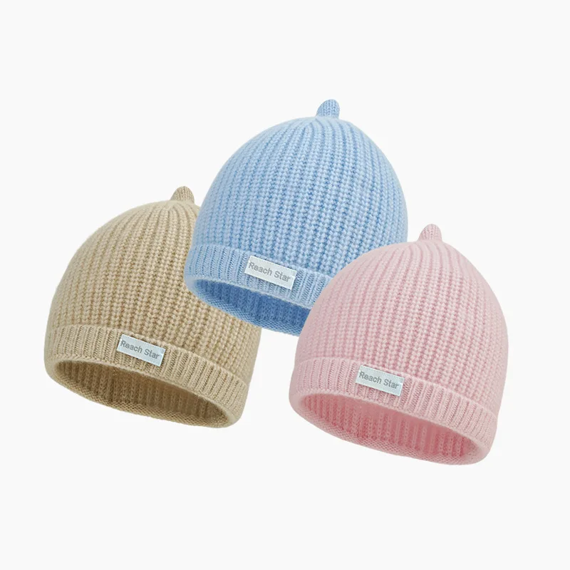 

Winter Unisex Cute Children's Cashmere Warm and Cold Resistant Baby Suitable Knitted Hat Gloves Socks Three Piece Set
