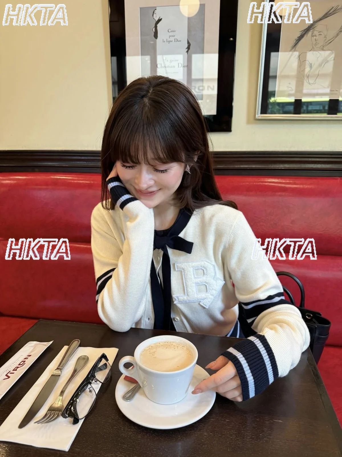 Japanese College Style Bow Tie Patch Knitted Cardigan Sweaters Autumn New Long Sleeve Commuter White Short Sweater Top Women