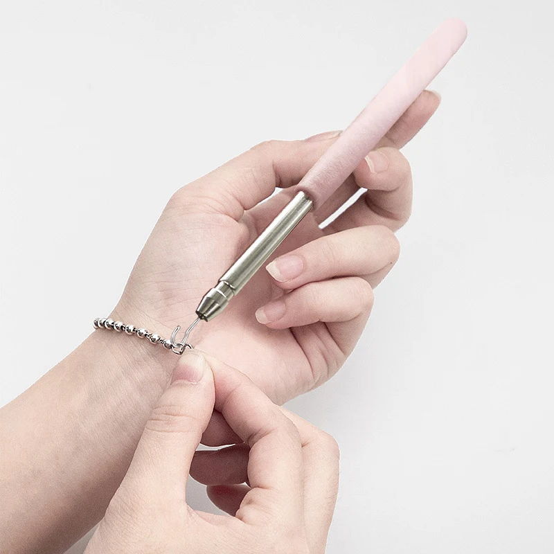 خطاف أدوات مساعدة لسوار معدني محمول ، أداة ارتداء مجوهرات سهلة ، مساعدة في المعونات ، تثبيت الأصدقاء ، 1 روض