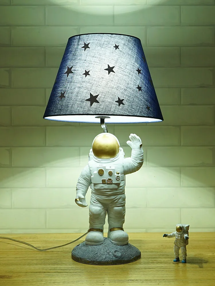 Astronaut children's room desk lamp simple creative personality modern cartoon boy bedroom room bedside desk lamp image 2