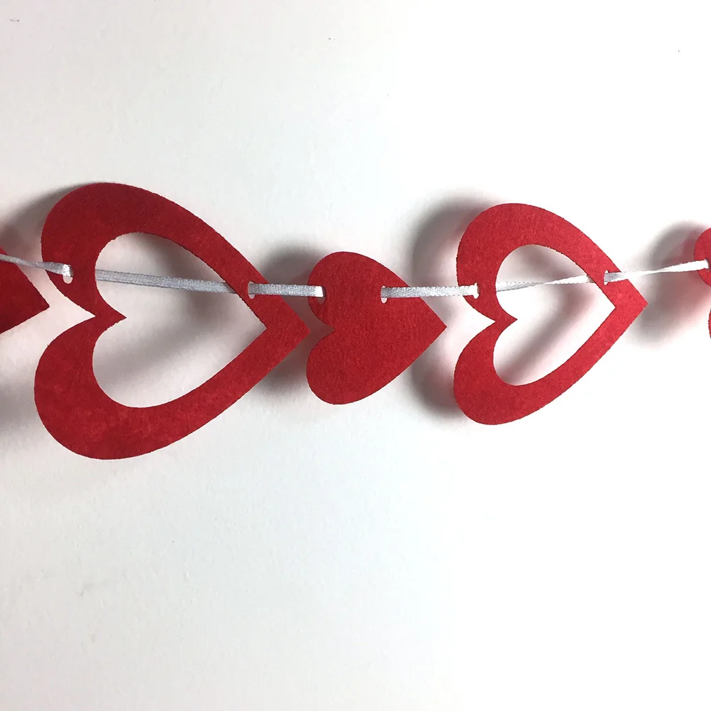 

Non-Woven 3 Meters Heart Banner Garland Red for Valentine's Day Weddings Parties Decorative Backdrop Heart Shaped Banner