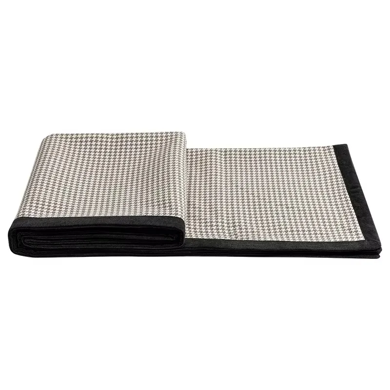 Factory Wholesale Cotton Fleece Blanket Throw Size Grey Lightweight Super Soft Cozy Luxury Bed Blanket for Home Decor
