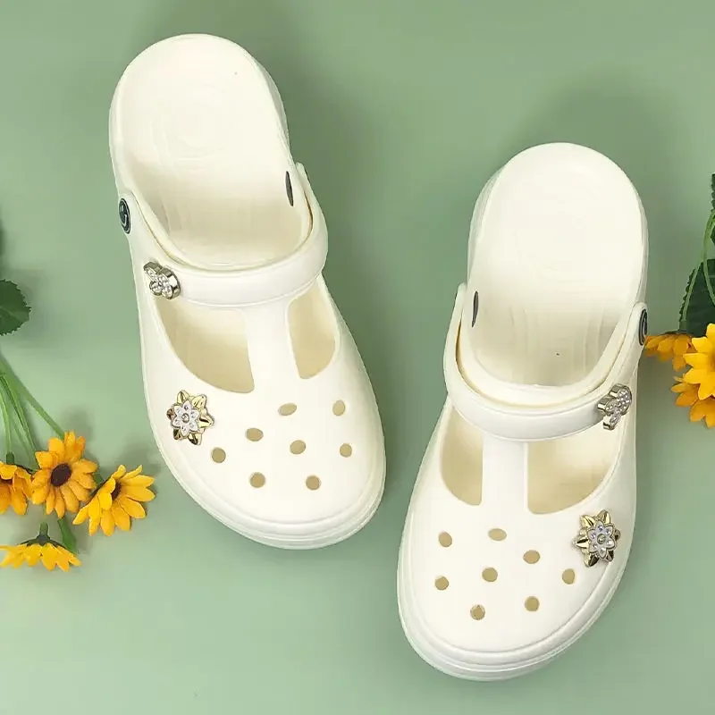 

Женские тапочки и женские сандалии, домашние дышащие шлепанцы, распродажа, дешевая жидкость, 2024, роскошная акция, стильная VIP-обувь