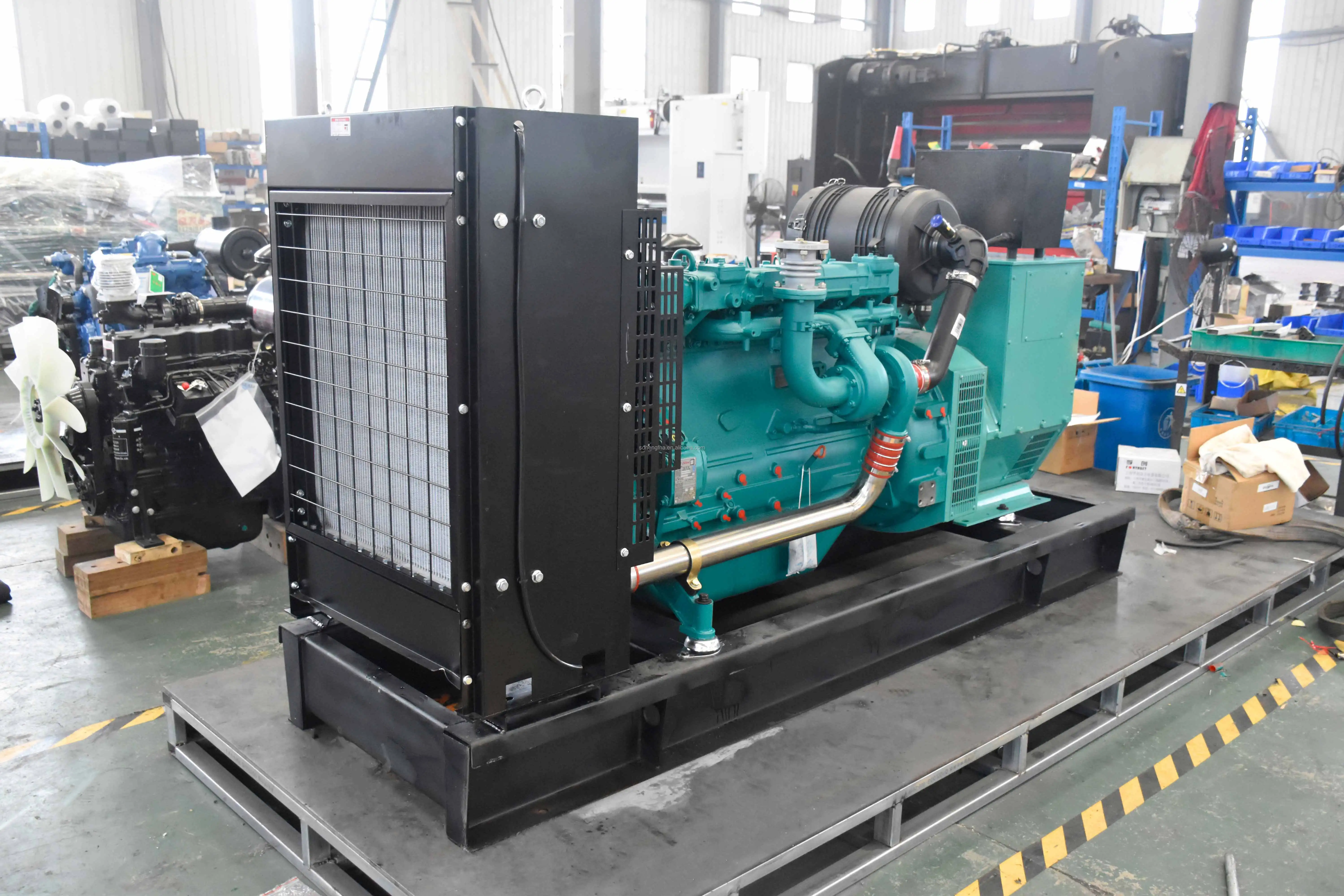 مجموعة مولد المغناطيس مع مولد الطاقة الفائقة ، مولد 150kVA ، 3 مراحل ، بيع المصنع مباشرة