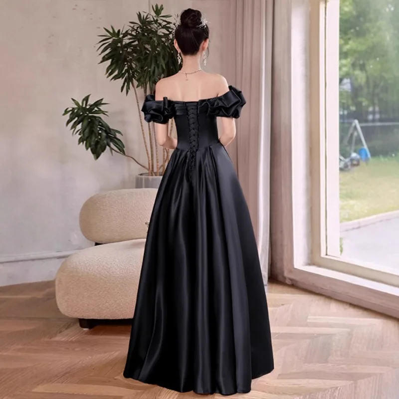 Abito da sera elegante e alla moda, abito da ospite di fascia alta, nuovo outfit da esibizione per pianoforte slim fit primaverile 2026 con spalline