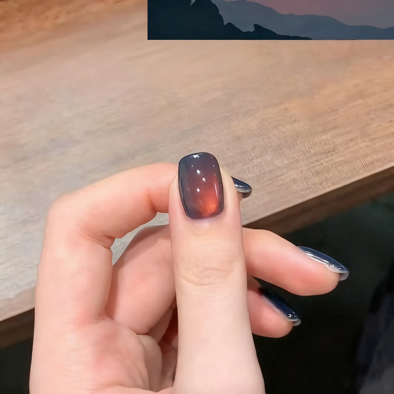 MIANEL 10 مللي 1-10 قطعة أظافر الشتاء البحر الغروب القط العين هلام طلاء الأظافر مع الساتان الزجاج الخرز الأظافر السوداء لعيد الميلاد لطيف الأظافر #3