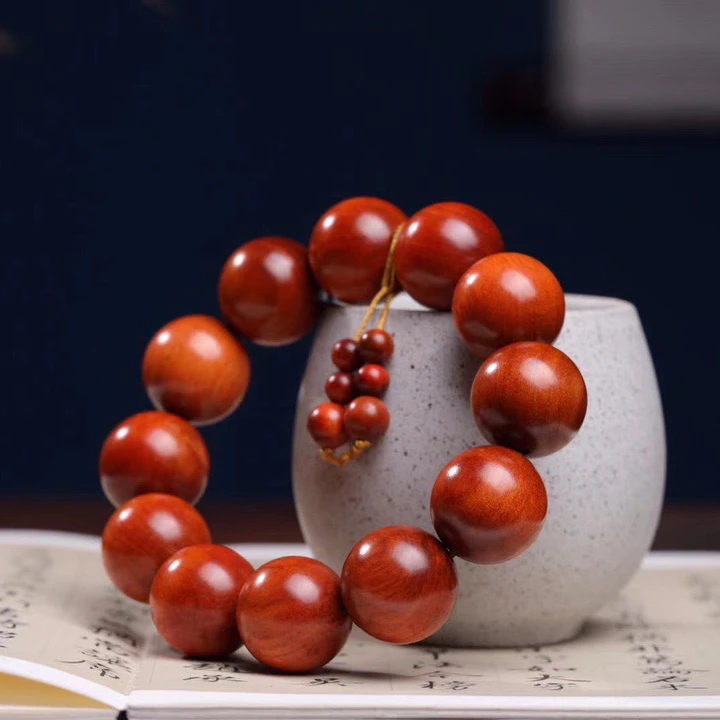 

Indonesian Emperor Blood Wooden Prayer Beads Bracelets for Men and Women Rosewood Silkwood North Amber Bracelet