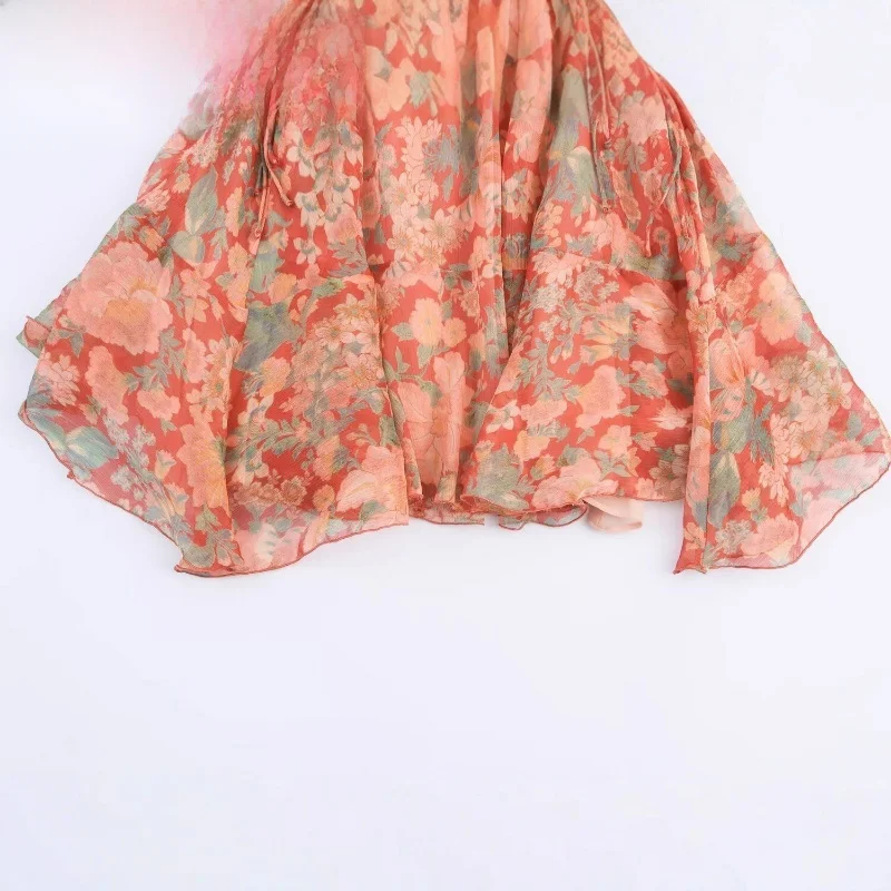 ファッショナブルな花柄プリント、ボタンアップ、Vネック、ランタンスリーブ、ショート丈、ウエストシェイプ、レディース、2025年秋新作、Aラインワンピース