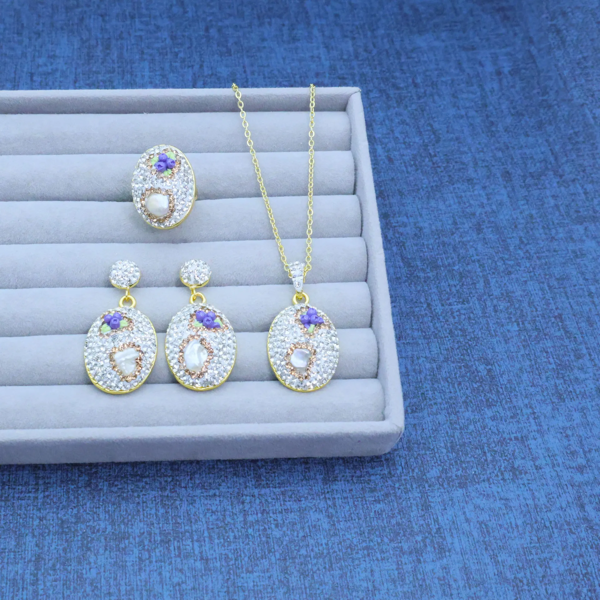 DIY accessories New style sweet and cute creative hawthorn design crystal jewelry DIY three-piece set earrings necklace ring