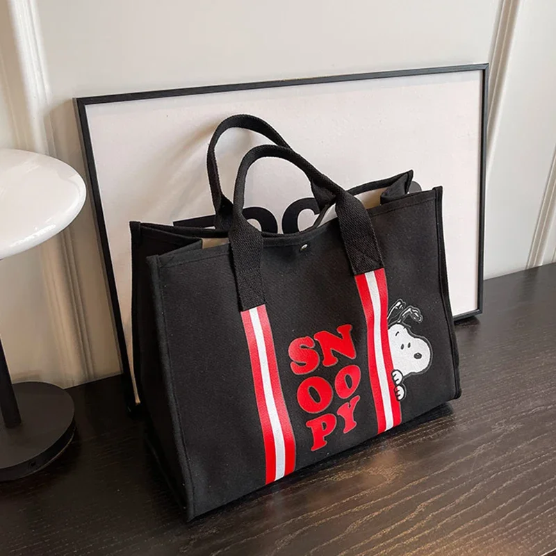 MINISO Disney Series Cartoon Snoopy Canvas Bag Large Capacity Cute Tote Bag Women\'s Shoulder Light Commute Bag Fashion Handbag