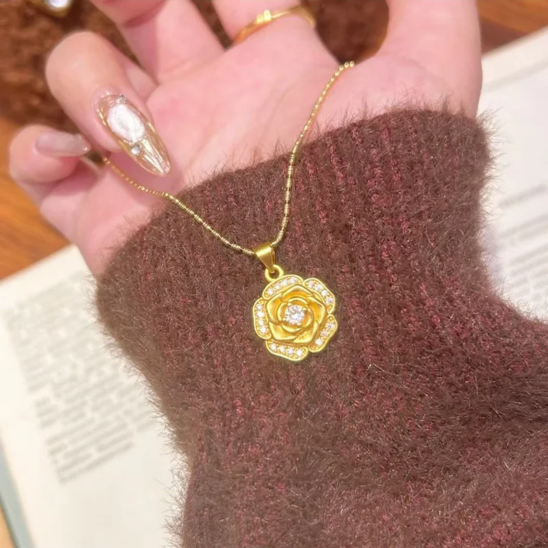 9999 Gold Fresh and Sweet Style Audrey Rose Set, Romantic Rose Necklace Pendant Design, Fashionable and Elegant Gift