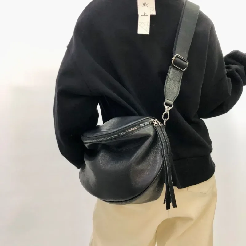 

Women's Genuine Leather Crossbody Bag High Quality Black Soft Cowhide Men's Shoulder Bag Large Capacity Casual Tassel Saddle Bag