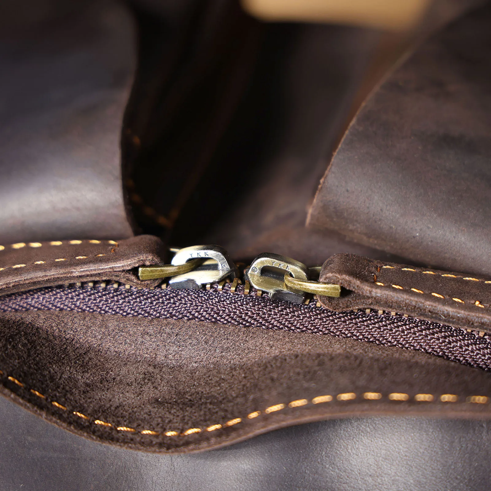 S.WORKER Vintage Vollnarbenleder Brusttasche Langlebige Große Kapazität Herren Umhängetasche Crossbody-Tasche für Männer – Detail 16
