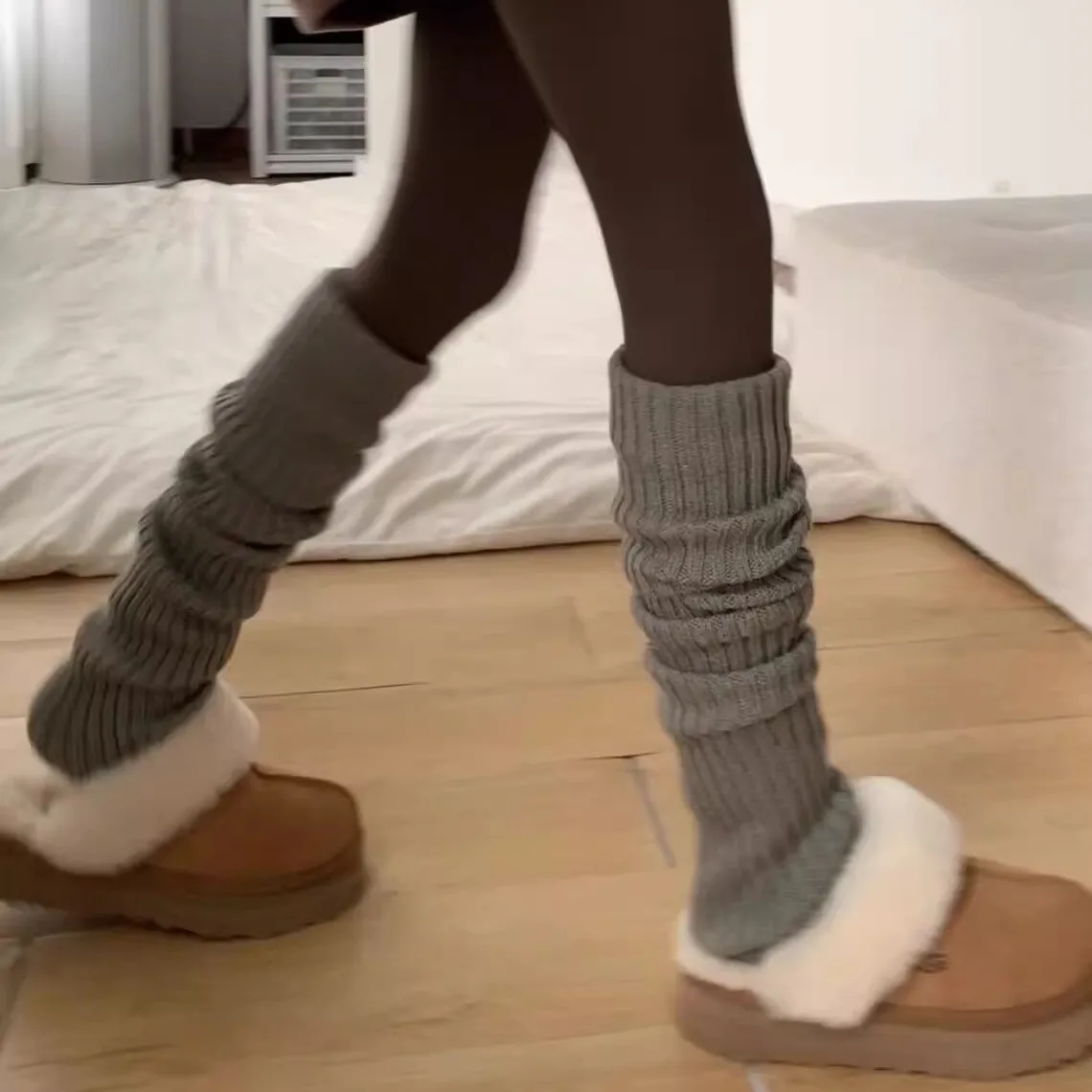 秋冬用ニット糸レッグウォーマー ヨガ バレエ ゆったり ロング レディース ストッキング JK風 日本風 シンプル レディース フットカバー 70cm