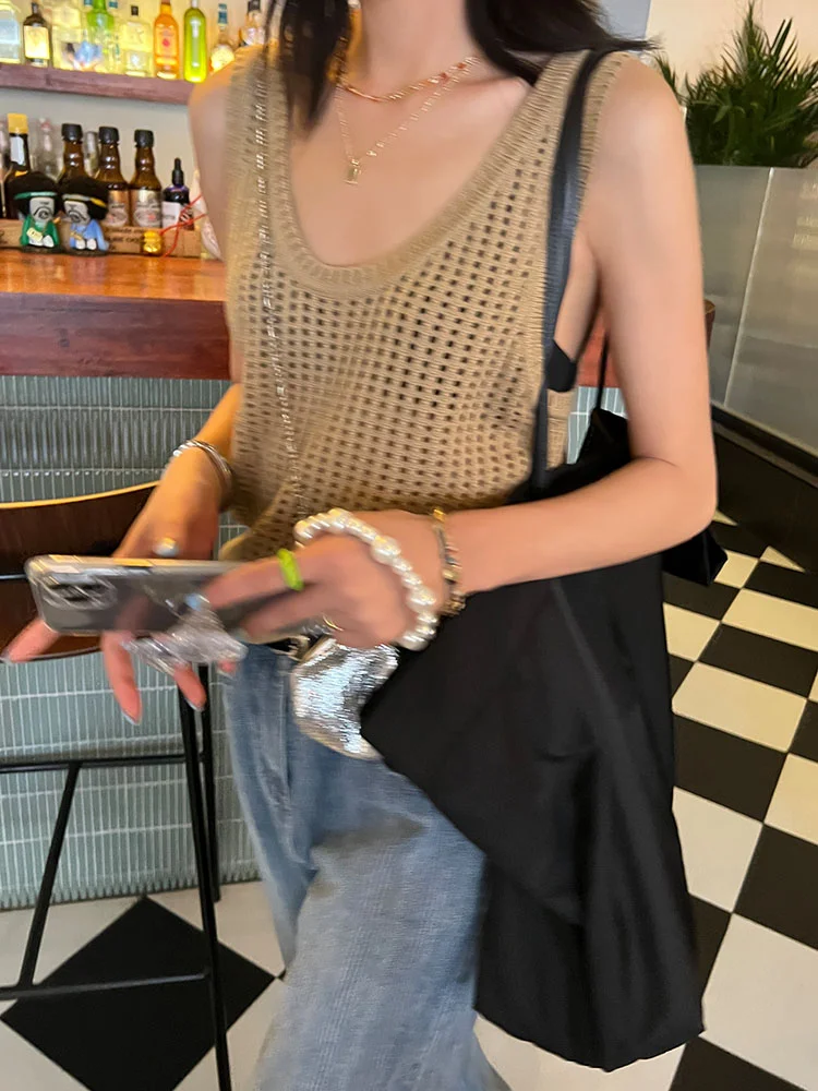 低ネックニット透かし編みベスト レディース 夏 ファッション 多用途 スリム タンクトップ アウター ディープUネック メッシュパネルデザイン