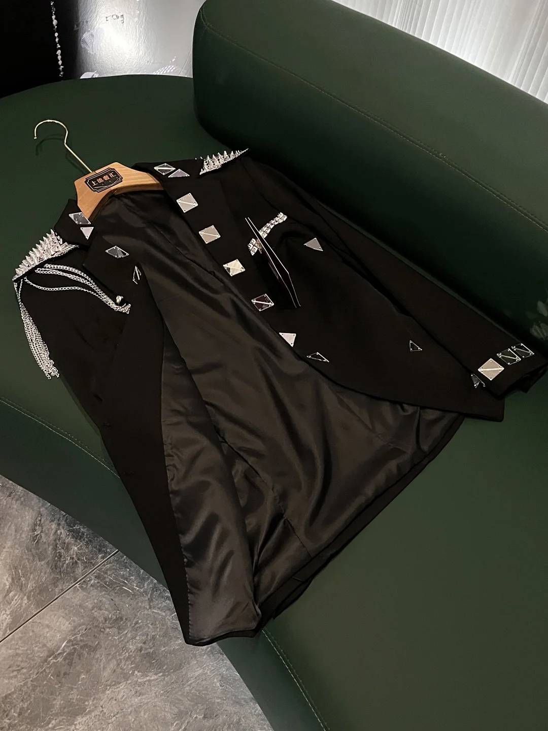 ชุดสูทงานแต่งงานทรงเข้ารูป สไตล์ยุโรป แขนยาว ลายดอกไม้ สำหรับใส่ทำงาน ผลิตในจีน