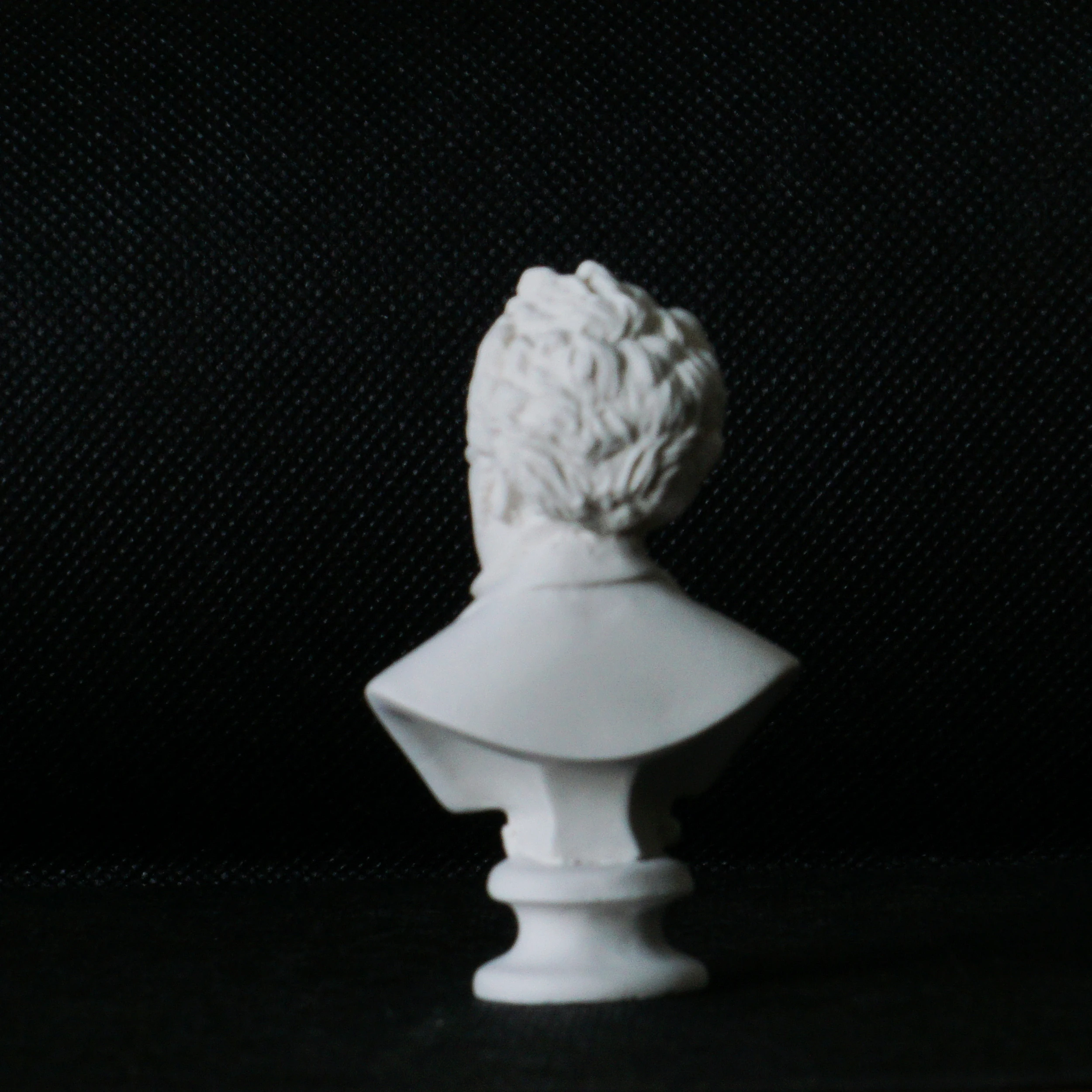 7cm musician Schubert mini resin imitation plaster head portrait European character hand-made ornaments art supplies