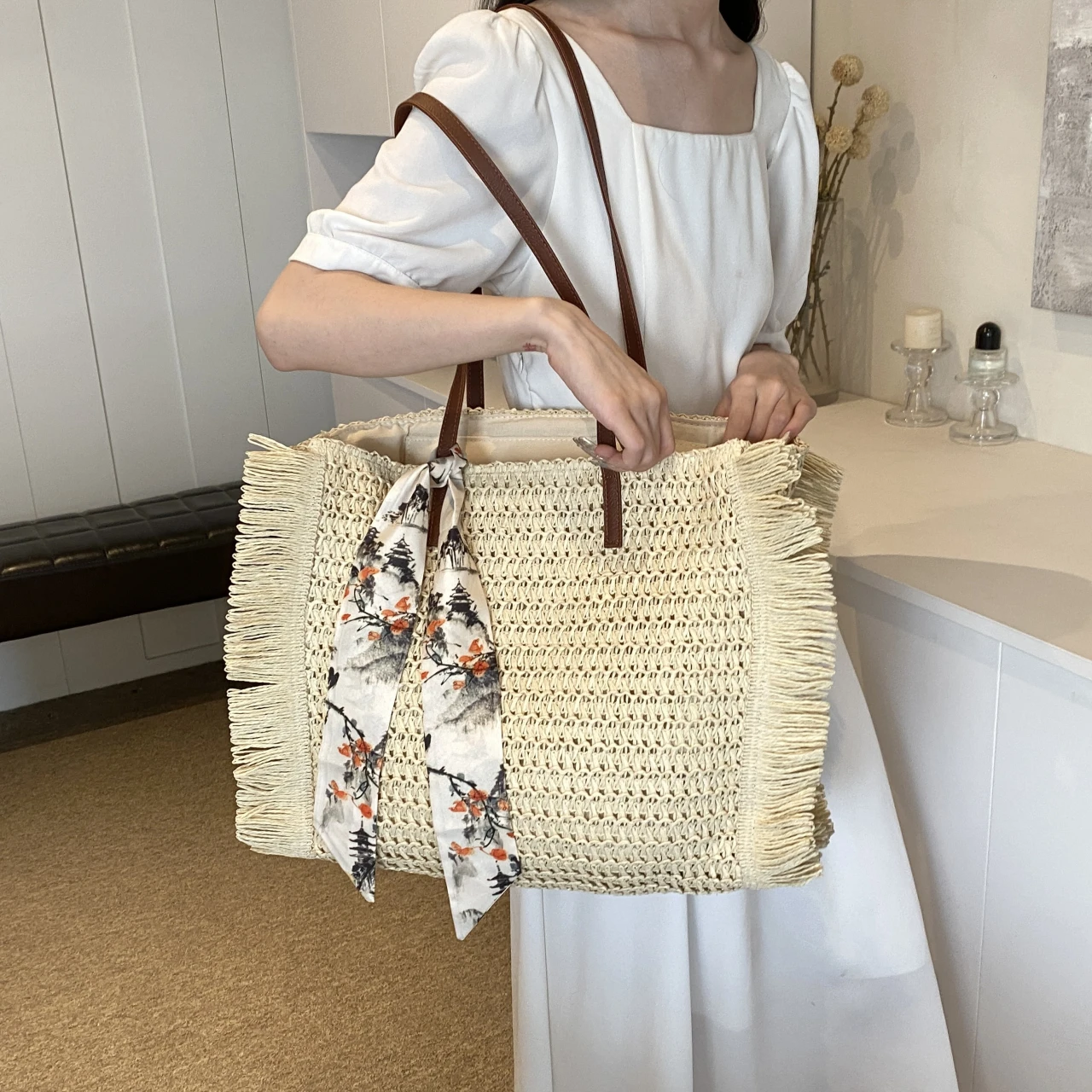 Fashion Tassel Shoulder Bag Female Designer Beach Bag Handmade Straw Woven Handbag Large Capacity Summer Travel Bag Tote Khaki