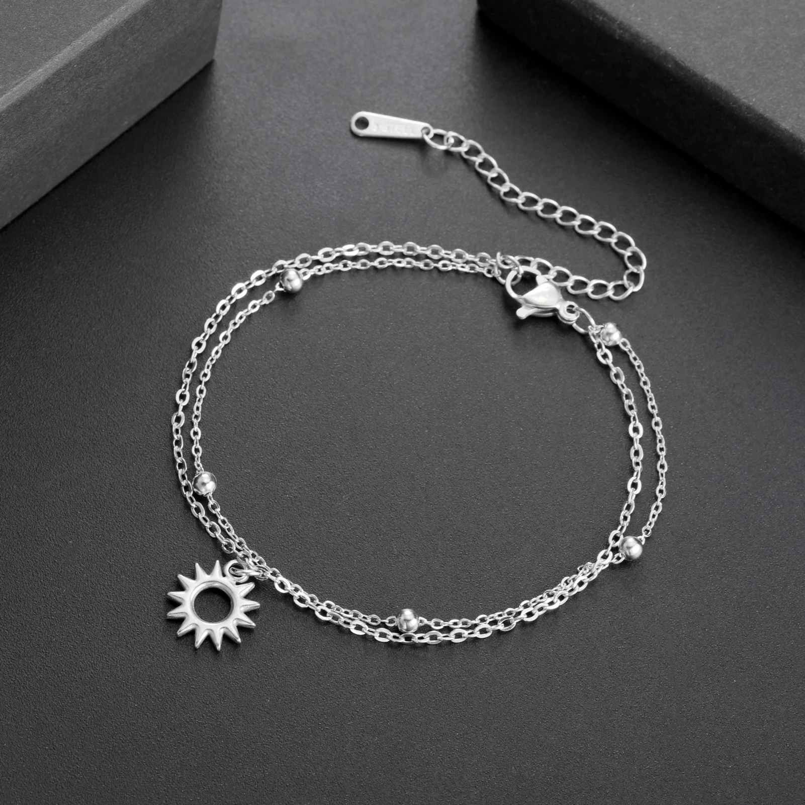 Skyrim Hollow Sun Pendant Bracelet Stainless Steel Women's Fashion Charm Bohemian Jewelry Valentine's Day Gift Wholesale