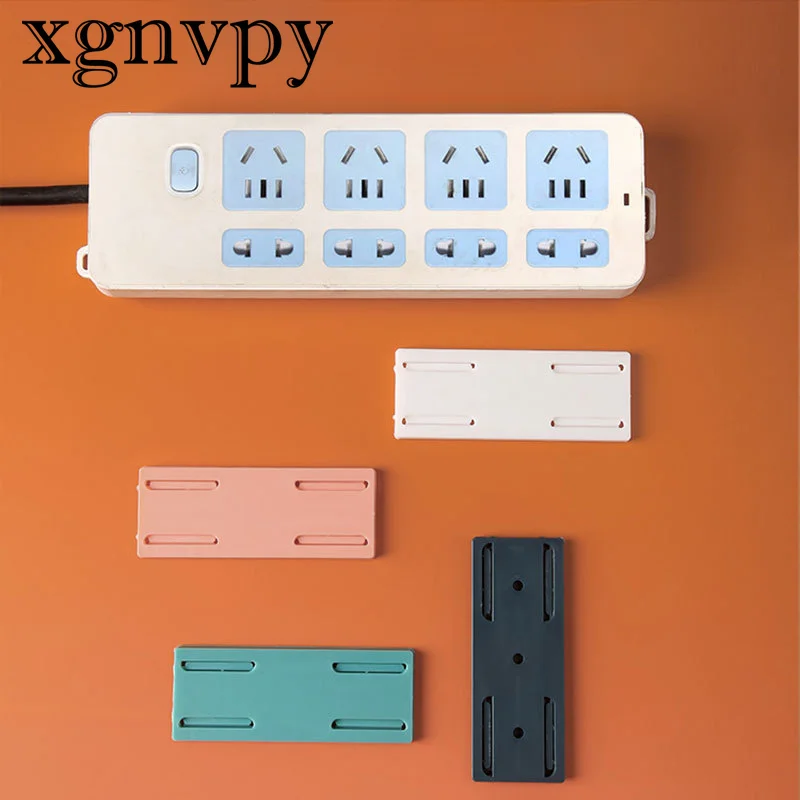 xgnvpy Strip retainer socket board Wall attachment strip wall socket plug board non-trace, non-punch-free wire clip