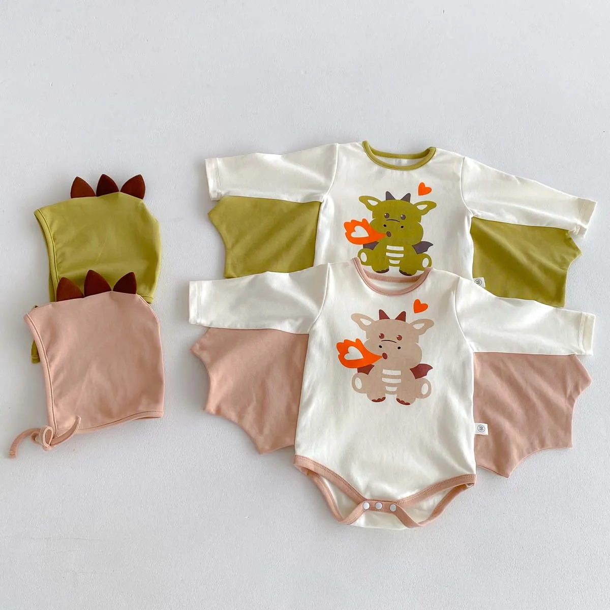 2024 Autumn New Korean Style Infant Onesie: Dragon Print Bodysuit with Hooded Design for Babies, Includes Hat