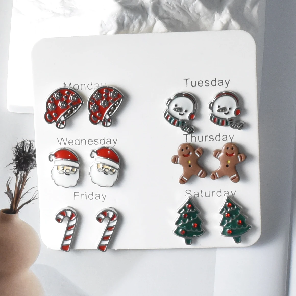 

Christmas Combination Set Earrings Women Christmas Tree Shiny Zircon Snowman Santa Claus Earrings Party 2024 New Jewelry