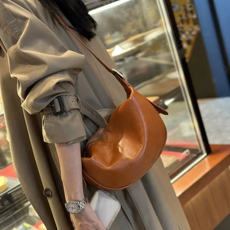 Leather Women's Bag 2024 Armpit Dumpling Vintage Commuter Cowhide Shoulder Crossbody Bag Women's Saddle Purses And Handbags