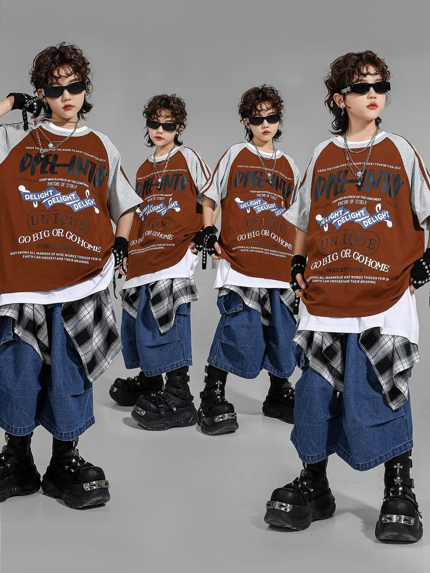 

Boys Loose Suit Jazz Dance Costumes Hip-hop Clothes Street Dance Short Sleeve Top Shorts Suit Stage Outfit Catwalk Wear DQL10969
