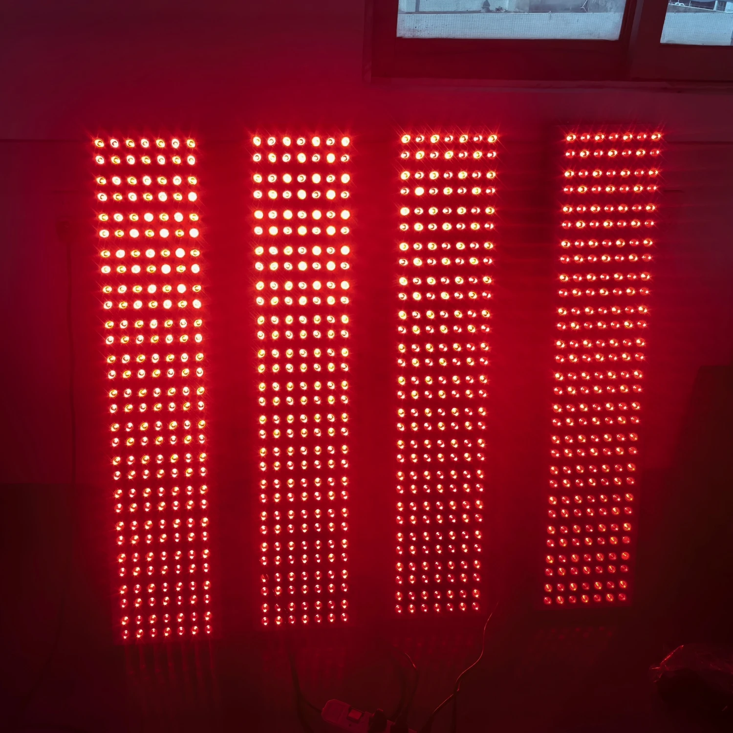 Panel do terapii światłem czerwonym LED z timerem, regulacją jasności, podwójnymi chipami LED 70/140/210, 660nm 630nm 850nm bliskie podczerwień do twarzy i całego ciała