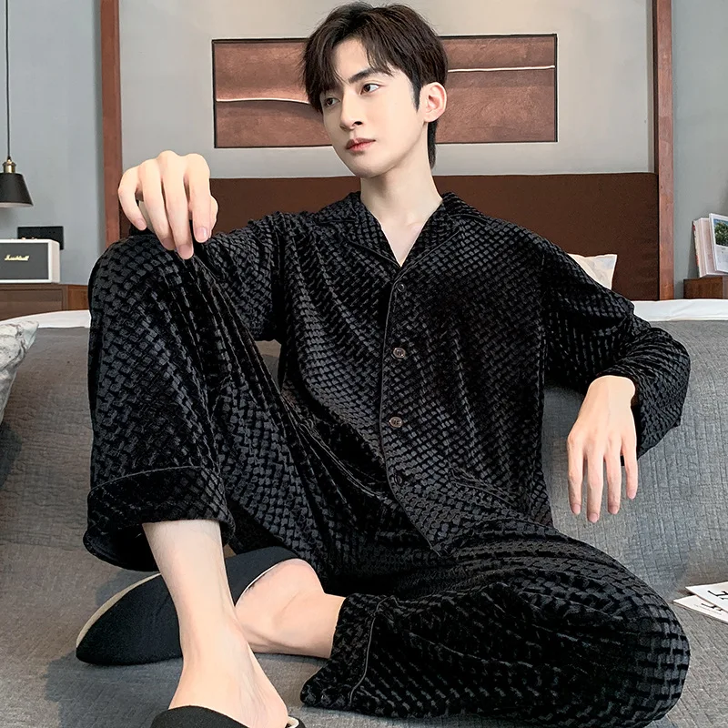 Piżama męska z wysokiej jakości czarnego koreańskiego aksamitu, z długim rękawem, na wiosnę i jesień, komplet do spania, strój domowy, komplet zimowy, do noszenia na zewnątrz.