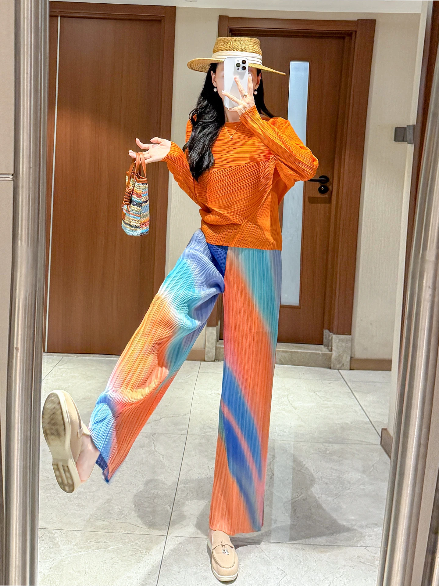 

Women Casual 2-Piece Set Solid-Colour Round-Neck Long-Sleeve Top with Geometric Pattern Design Long Pants 2025 Autumn New Female