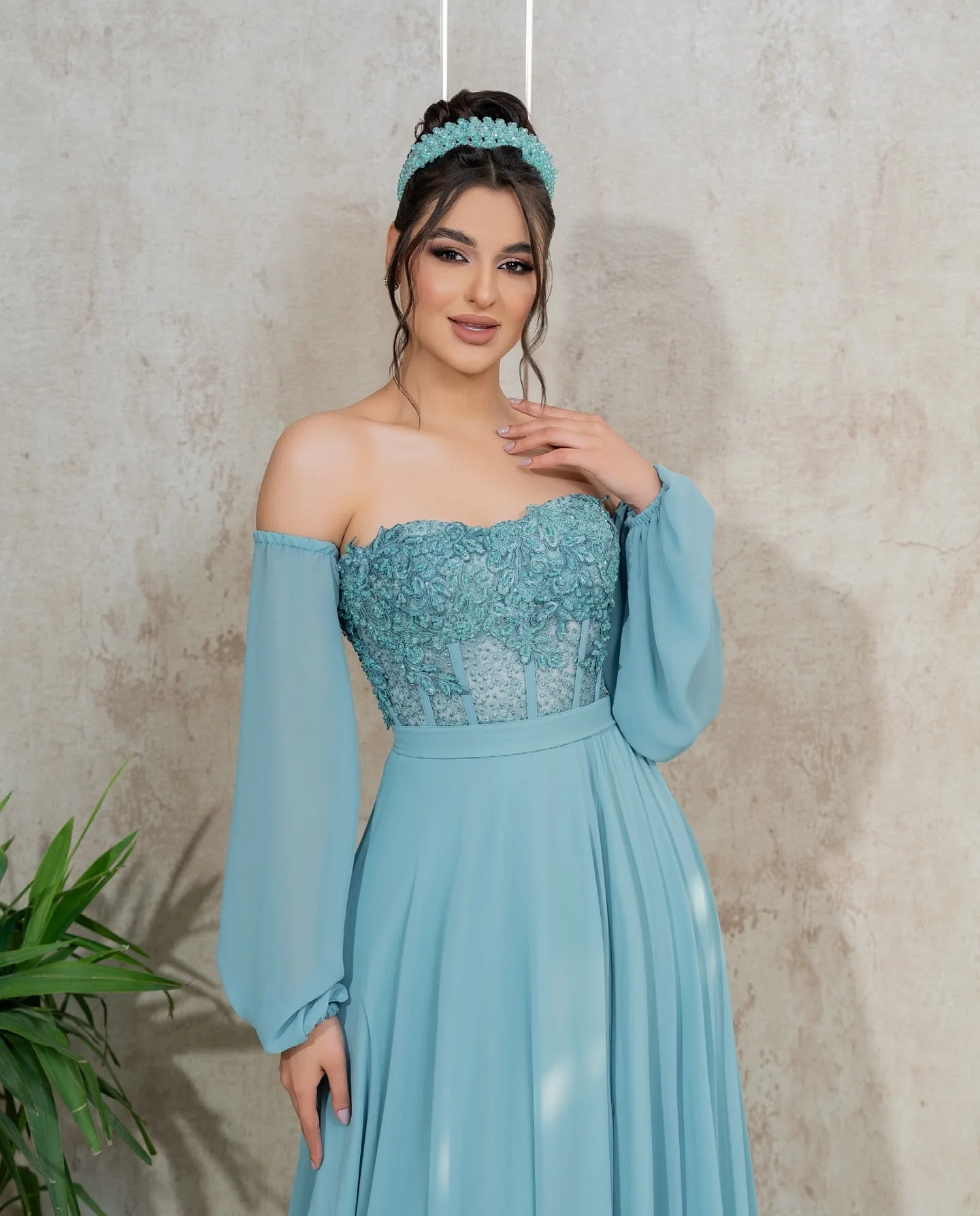 Aqua Blue Chiffon eine Linie Ballkleider lang für Frauen 2025 mit abnehmbaren Langarm Spitze Applikationen Korsett formelle Abendkleider