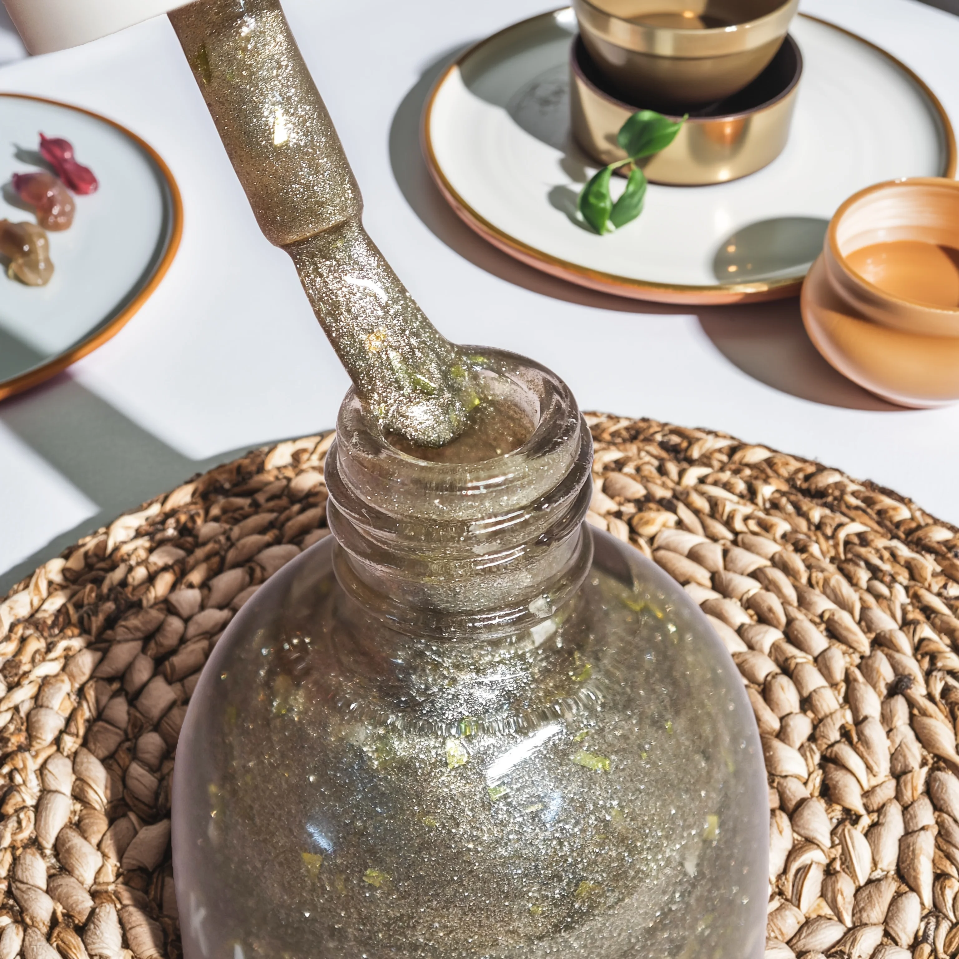 S74 partial solar eclipse golden brown baking free cat eye nail polish, quick drying and lasting with a magnet